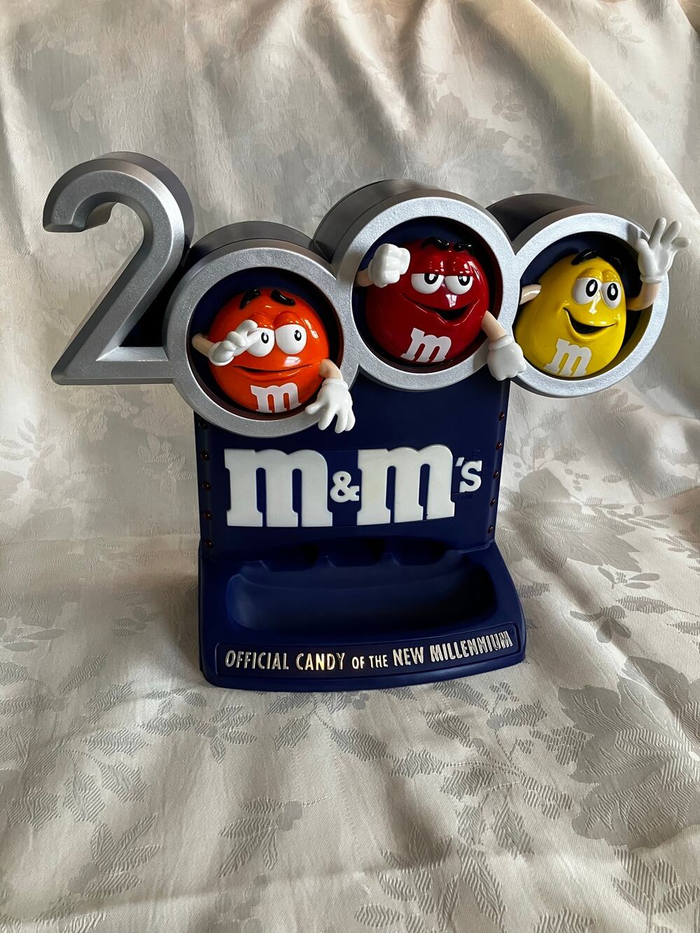 M&M's 2000 Millennium Candy Dispenser Lights & Arms Work Repaired Display